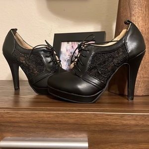 Women’s Platform Oxfords